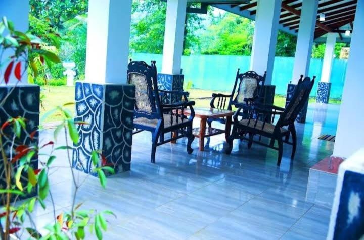 Salmanel Resort Ratnapura Exterior foto
